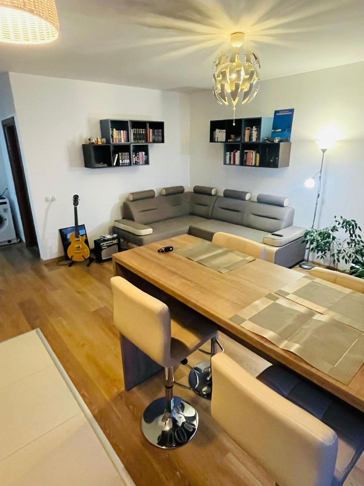 Cozy Apartment With Free Parking Κλουζ-Ναπόκα Εξωτερικό φωτογραφία