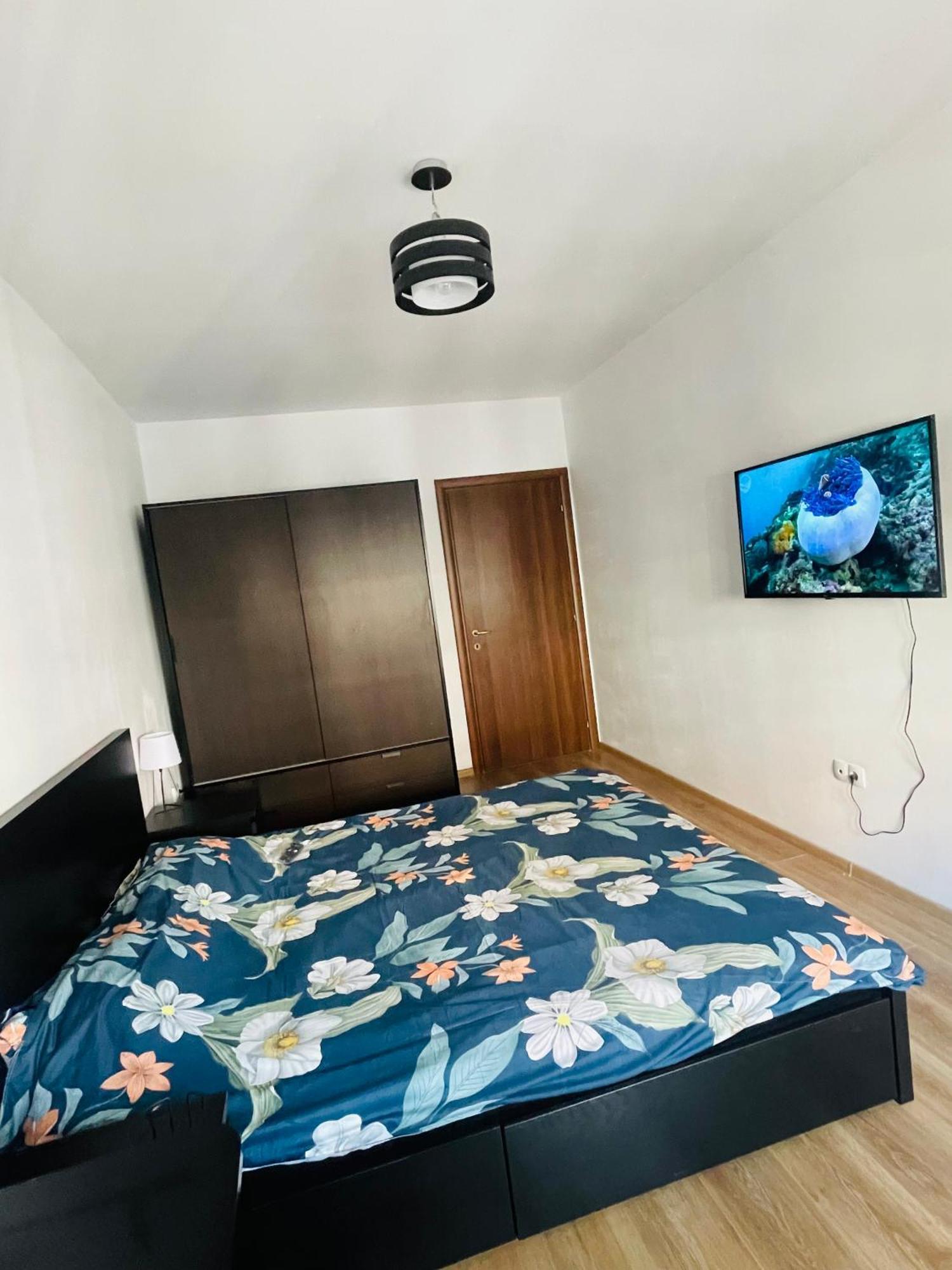 Cozy Apartment With Free Parking Κλουζ-Ναπόκα Εξωτερικό φωτογραφία